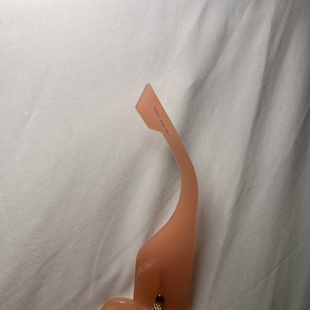 Dior Blush Sunglasses - Picture 7 of 9